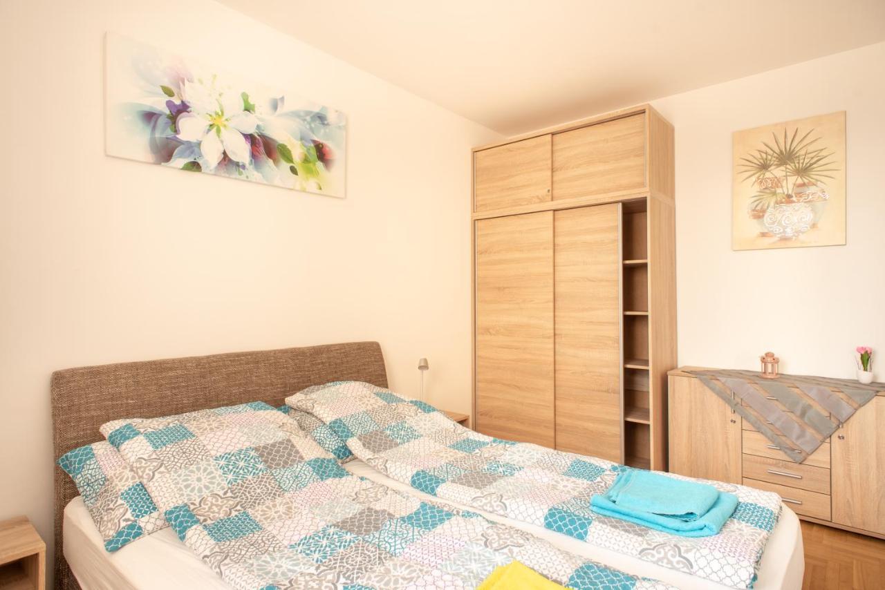 Modor Apartman Alsópáhok Esterno foto