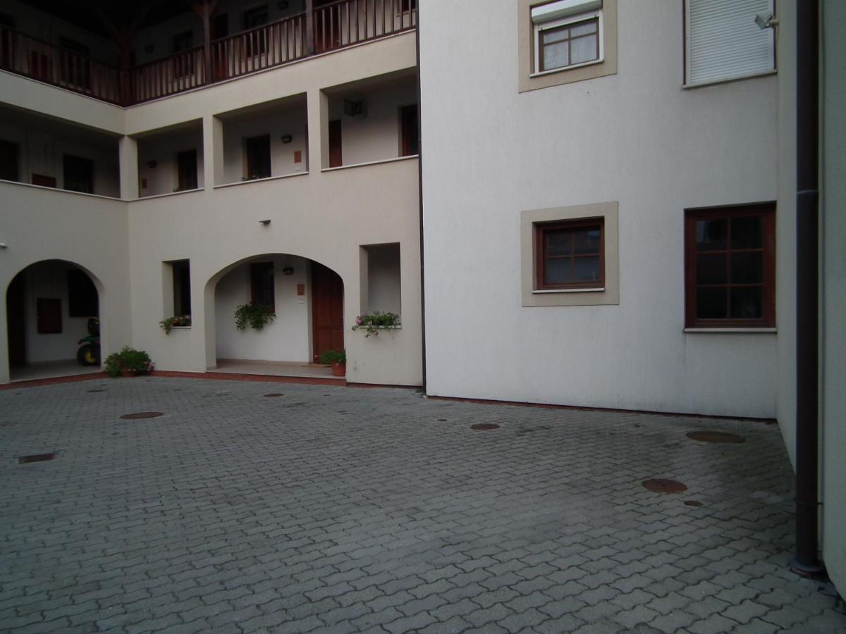 Modor Apartman Alsópáhok Camera foto