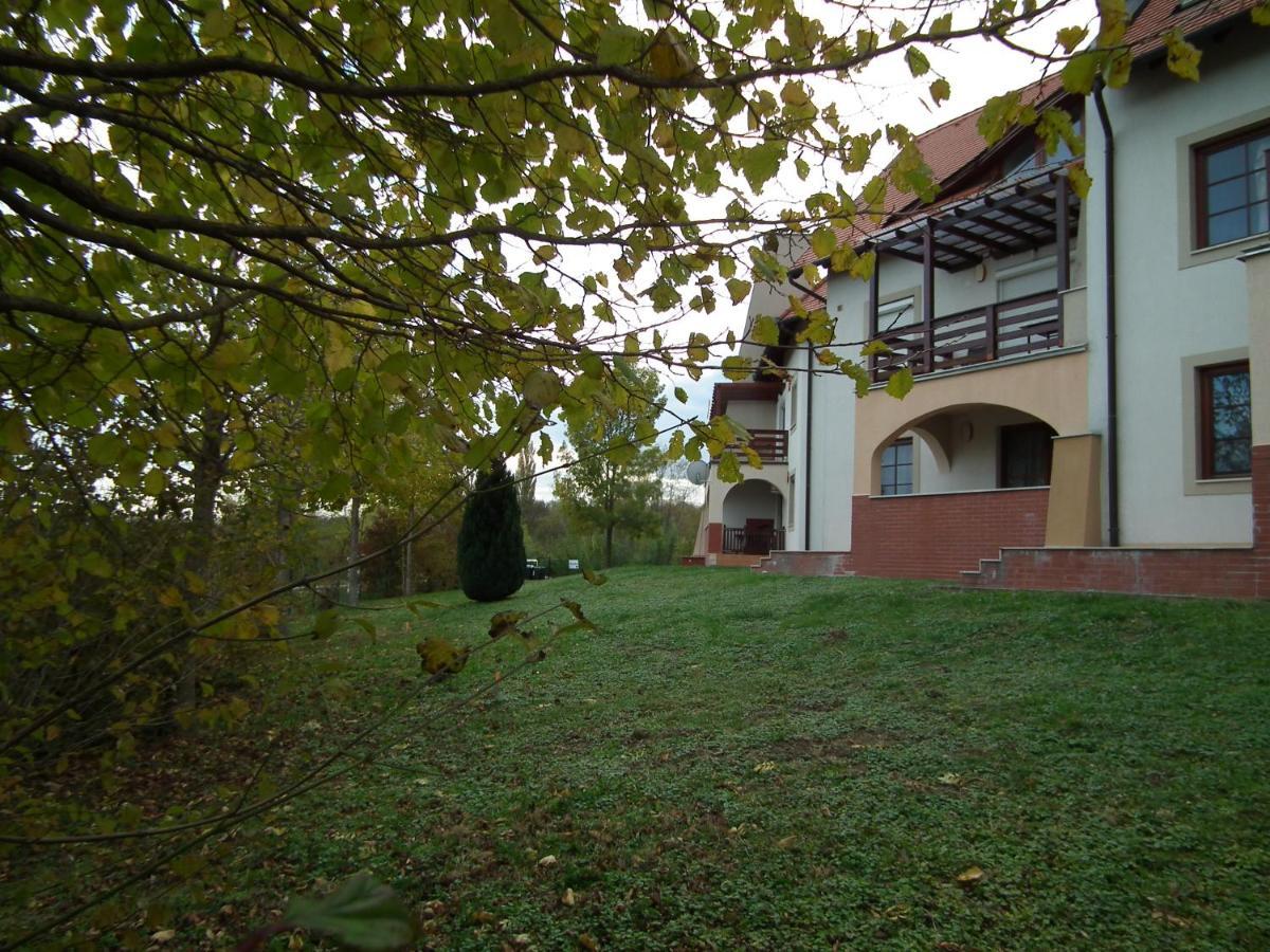 Modor Apartman Alsópáhok Camera foto